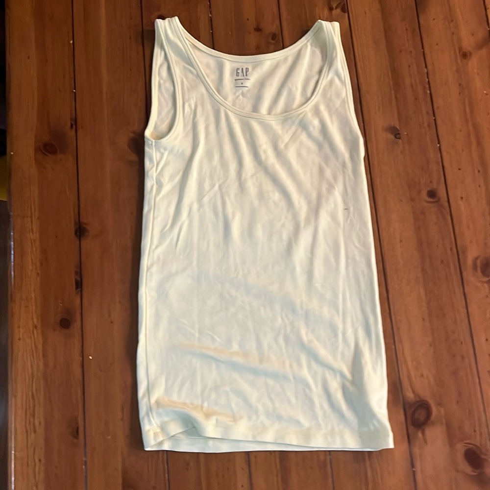 Women’s yellow tank top